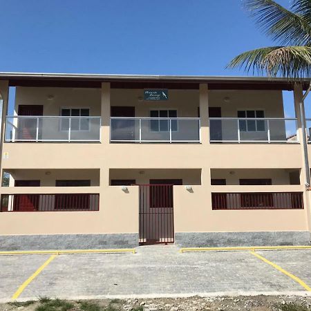 Recanto Lorenzi - Apartamentos ウバトゥバ エクステリア 写真