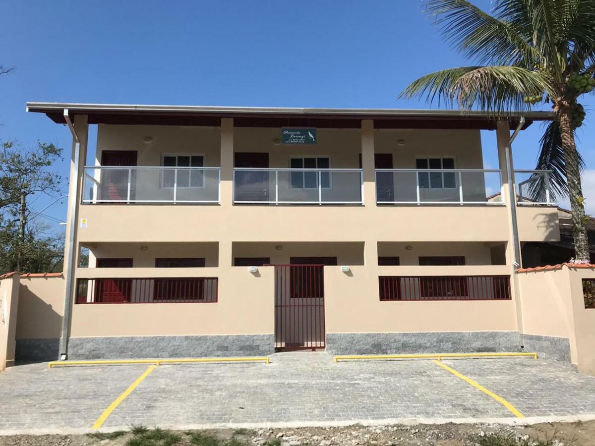 Recanto Lorenzi - Apartamentos ウバトゥバ エクステリア 写真